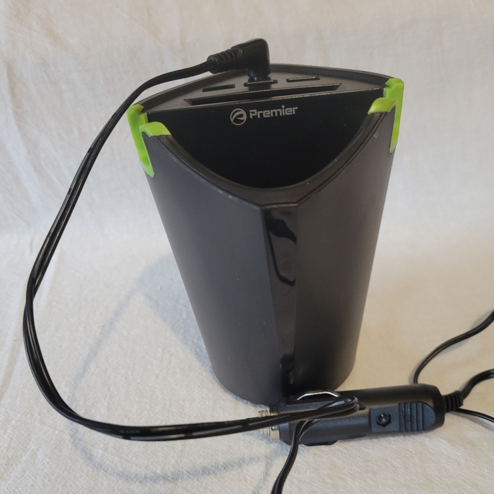 Premier Auto Cup Holder 3-Port USB Phone Charger/ Holder